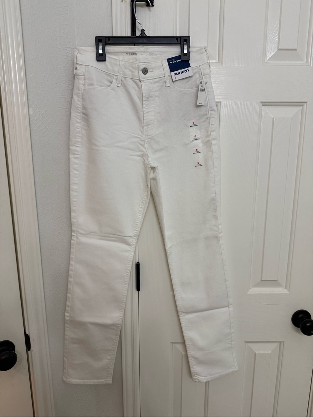 Old Navy Women's White Straight Leg Jeans